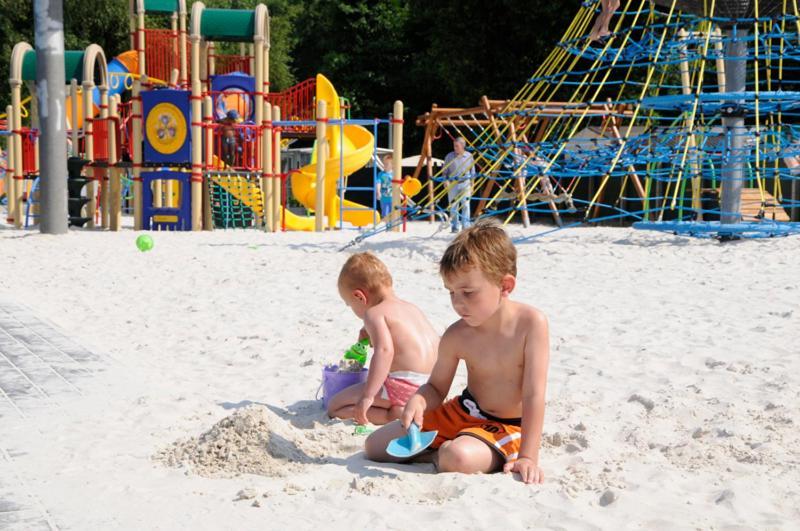 Vakantiepark Wilhelm Tell Superieur Chalet Opglabbeek Ngoại thất bức ảnh