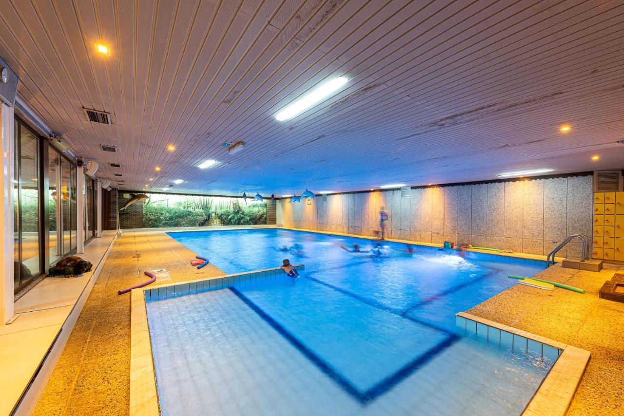 Vakantiepark Wilhelm Tell Superieur Chalet Opglabbeek Ngoại thất bức ảnh